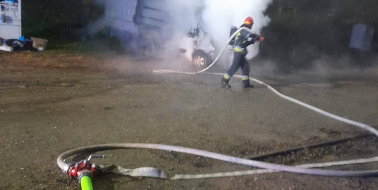 Pożar dostawczaka w Złotorii pod Toruniem