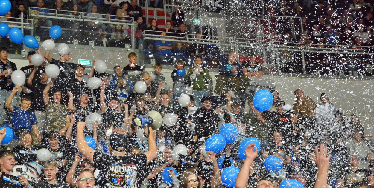 Kibice na Derbach Województwa