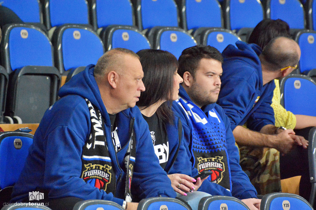 Kibice na Derbach Województwa