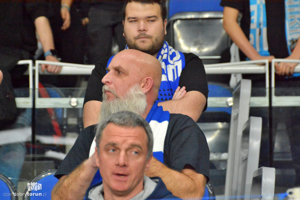 Kibice na Derbach Województwa