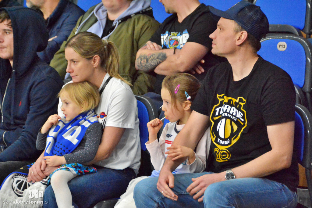 Kibice na Derbach Województwa