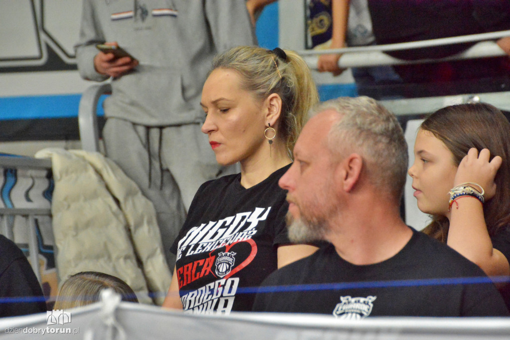 Kibice na Derbach Województwa