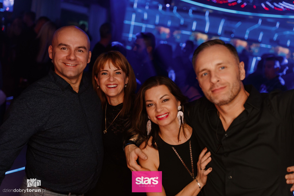 Gorąca noc w klubie Stars!