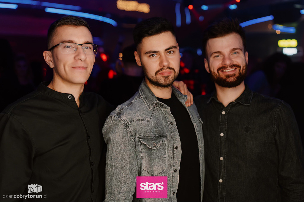 Gorąca noc w klubie Stars!