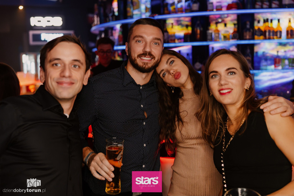 Gorąca noc w klubie Stars!
