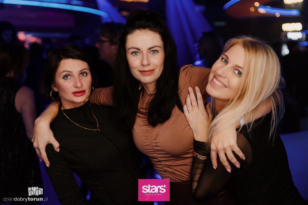 Gorąca noc w klubie Stars!
