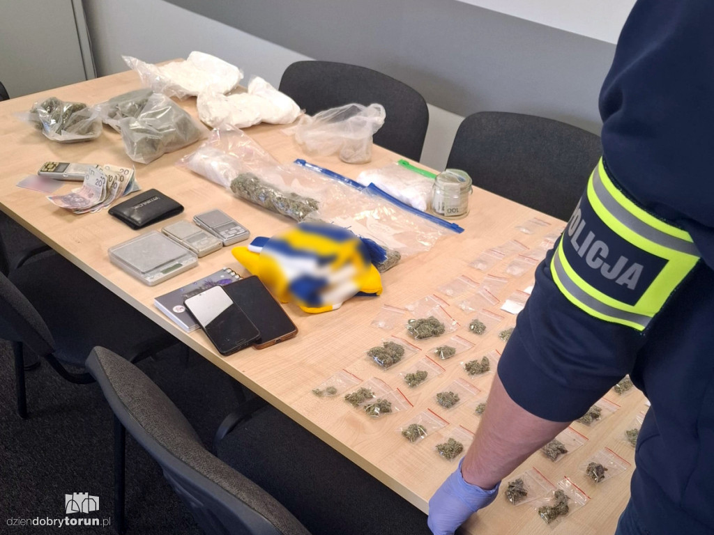 Mężczyzna wpadł z ogromną ilością narkotyków