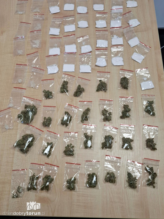 Mężczyzna wpadł z ogromną ilością narkotyków