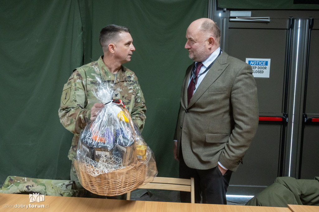 Marszałek województwa odwiedził zołnierzy USA