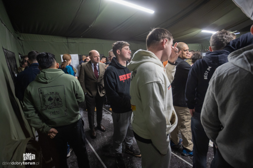 Marszałek województwa odwiedził zołnierzy USA