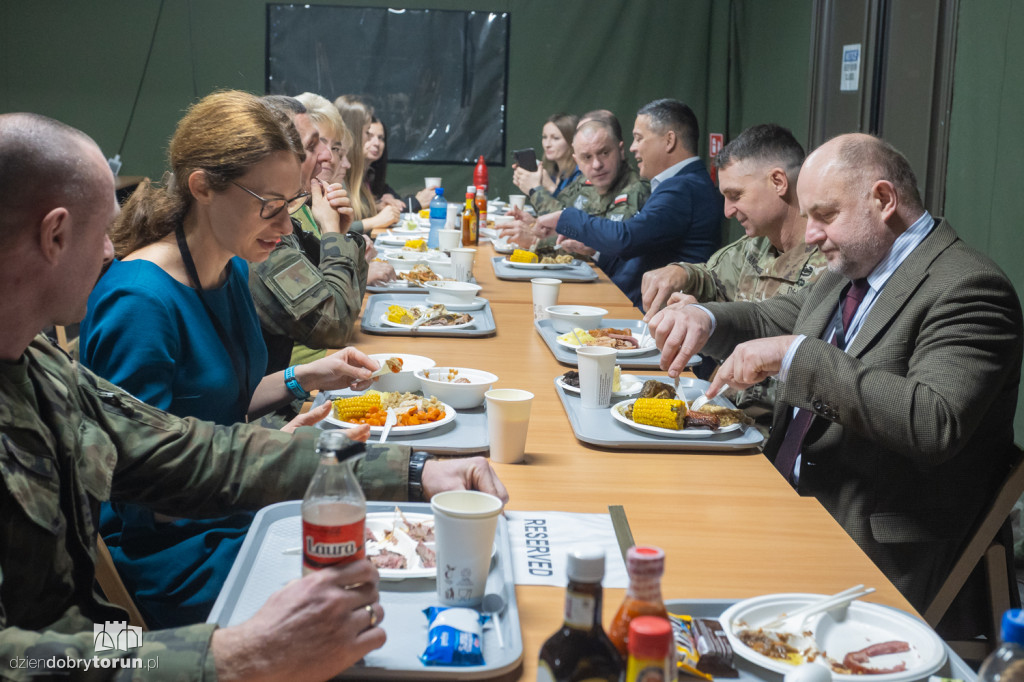 Marszałek województwa odwiedził zołnierzy USA