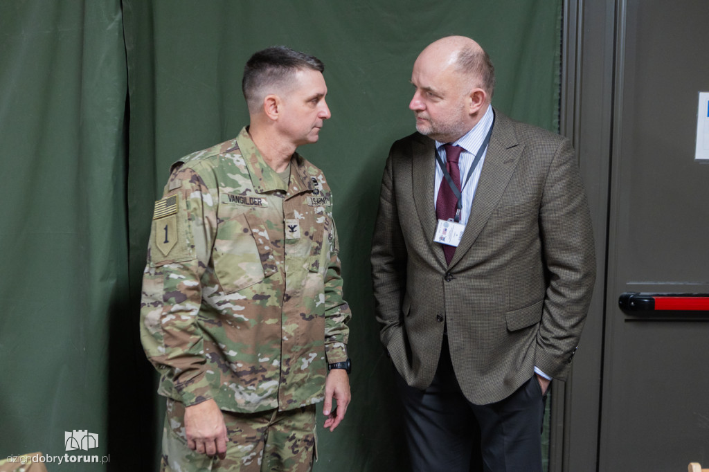 Marszałek województwa odwiedził zołnierzy USA