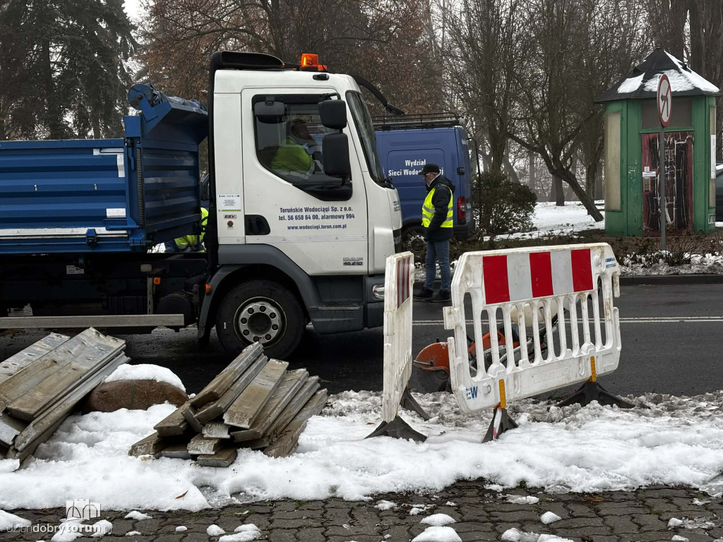 Naprawa wodociągu na Poznańskiej
