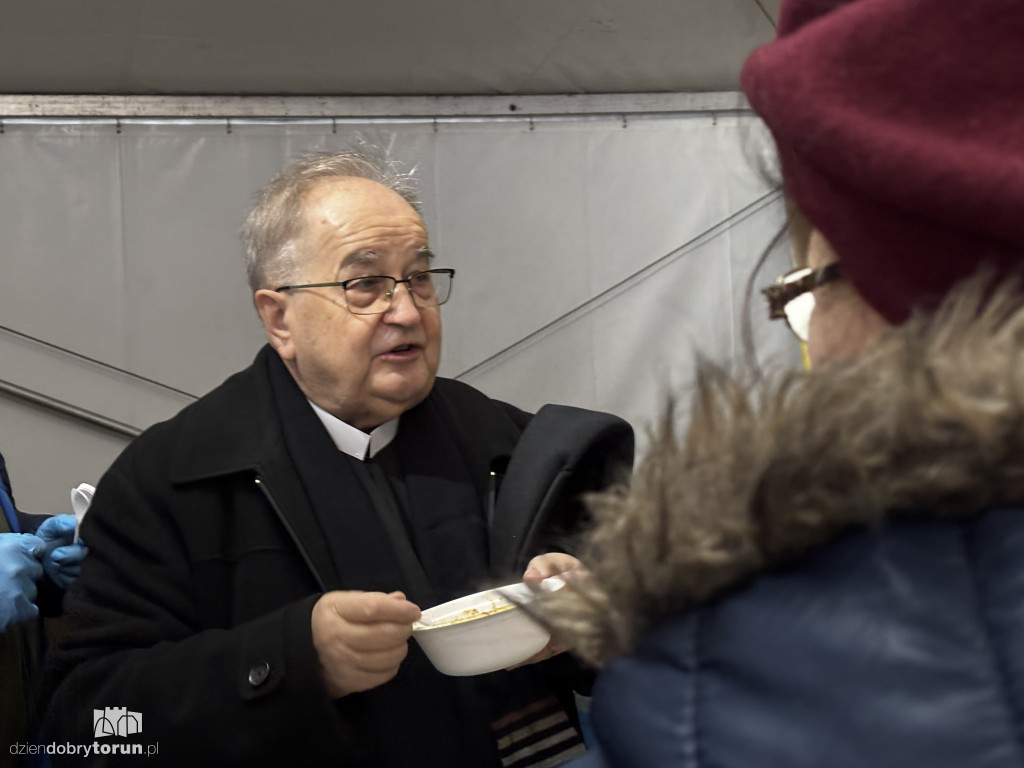 Pyszności na urodzinach rozgłośni