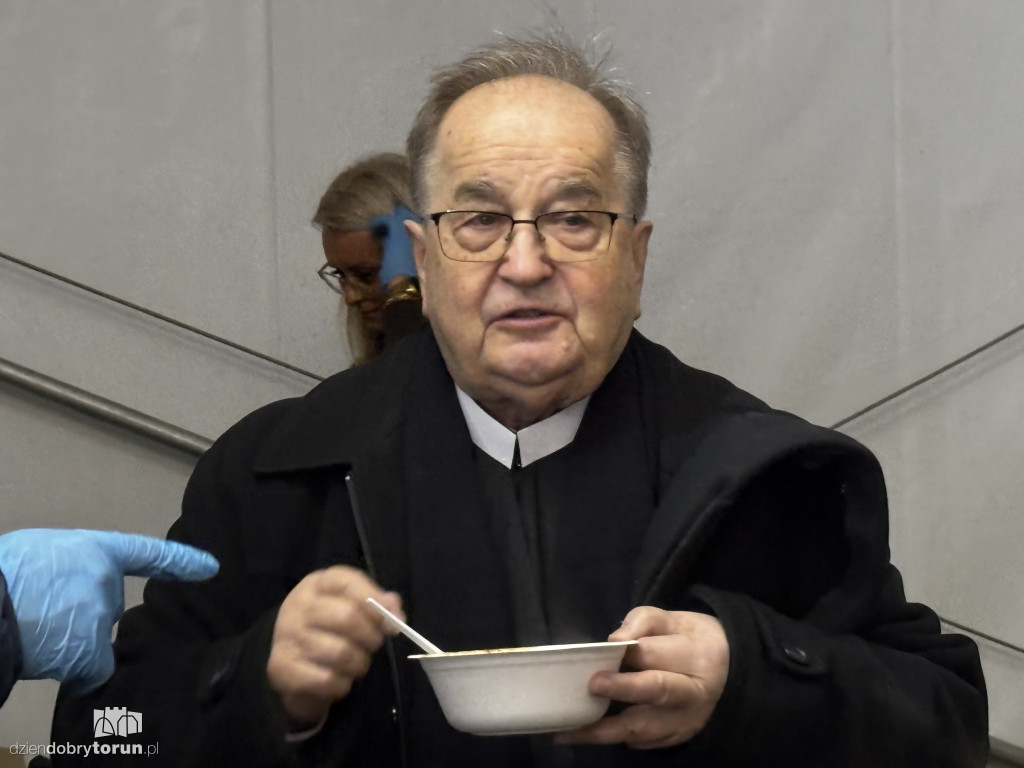 Pyszności na urodzinach rozgłośni