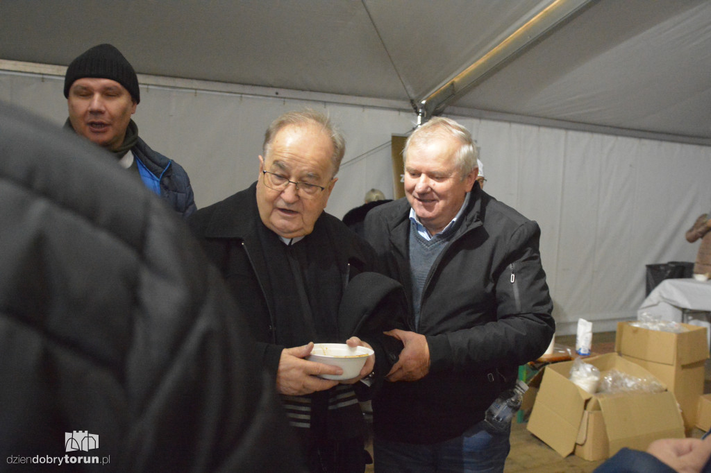 Pyszności na urodzinach rozgłośni