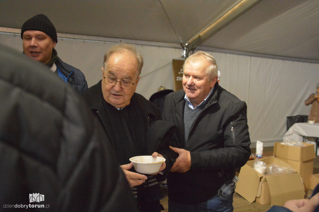 Pyszności na urodzinach rozgłośni