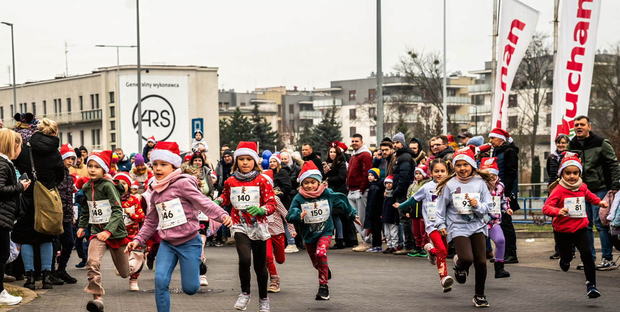 Mikołajkowe biegi dzieci