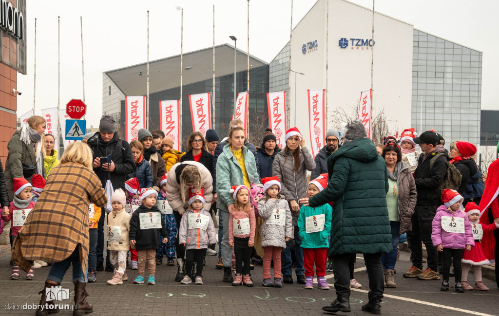 Mikołajkowe biegi dzieci