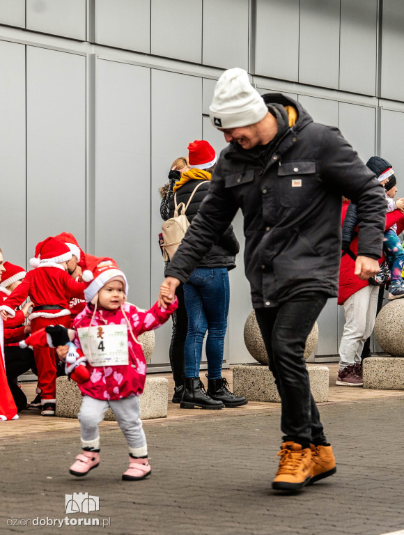 Mikołajkowe biegi dzieci