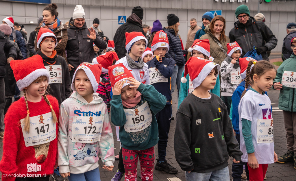 Mikołajkowe biegi dzieci