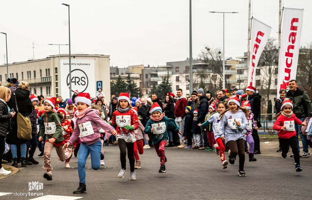 Mikołajkowe biegi dzieci