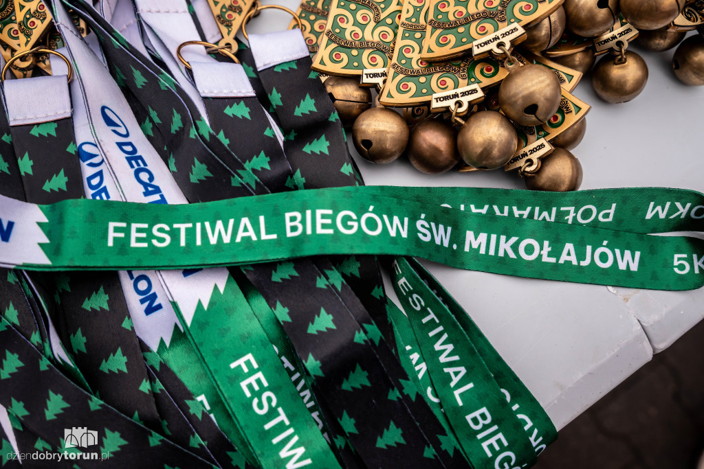 Mikołajkowe biegi dzieci