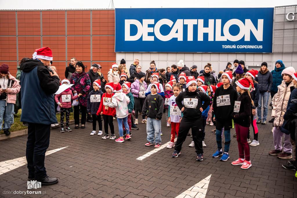 Mikołajkowe biegi dzieci