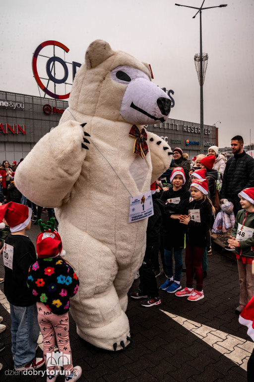 Mikołajkowe biegi dzieci