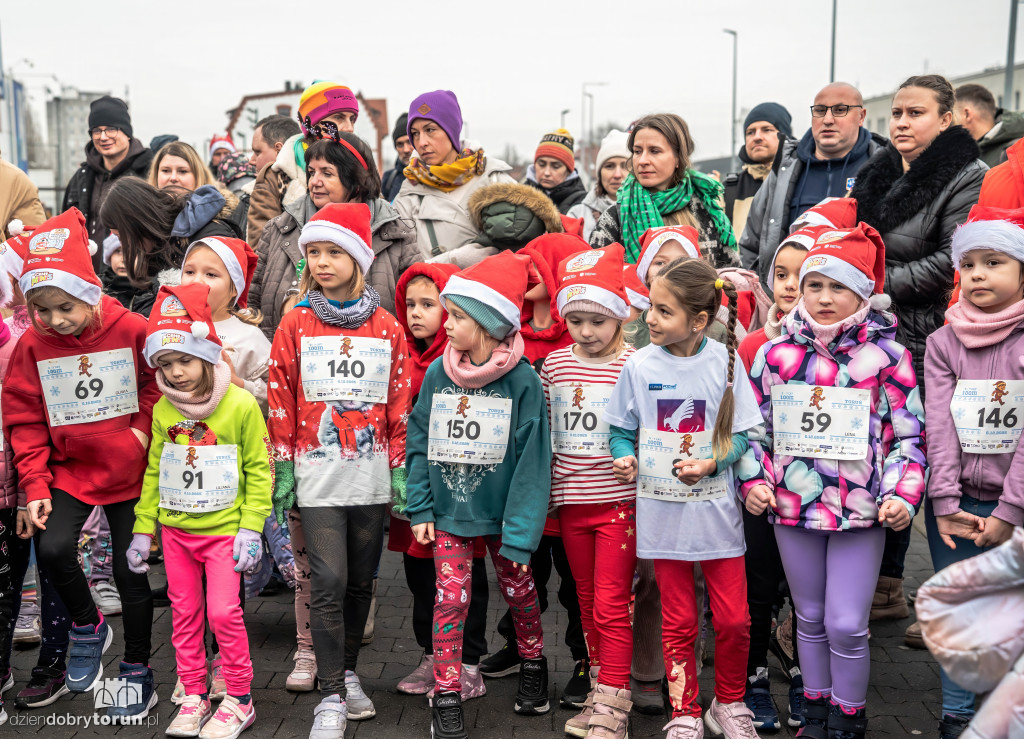 Mikołajkowe biegi dzieci