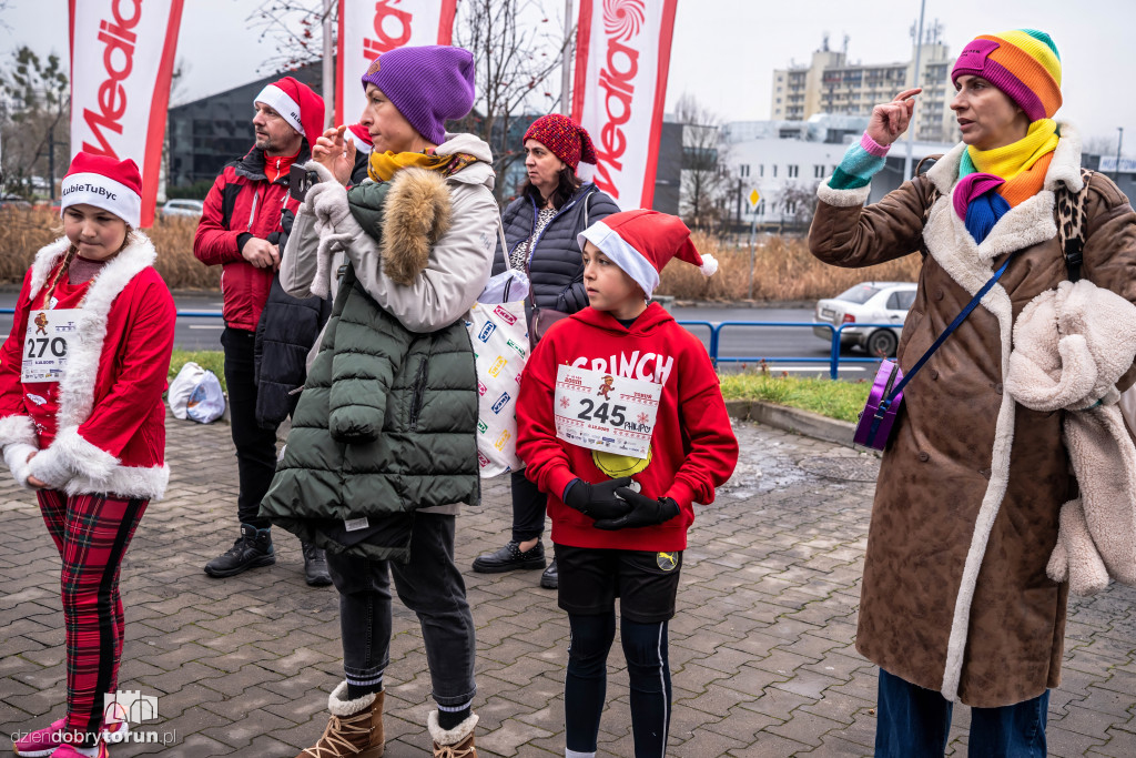 Mikołajkowe biegi dzieci