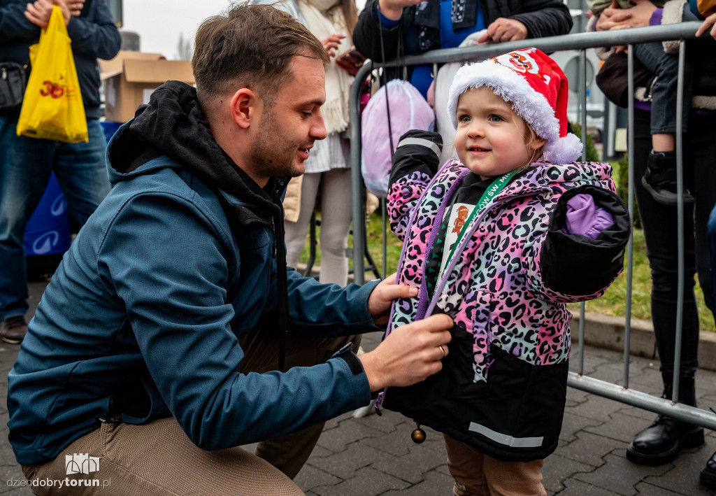 Mikołajkowe biegi dzieci