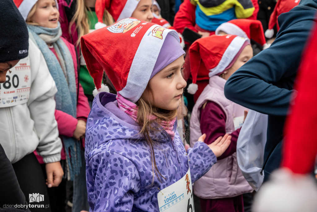 Mikołajkowe biegi dzieci