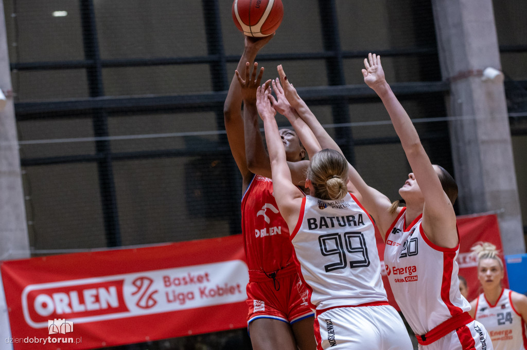 Energa Toruń 73 : 67 Wisła Kraków