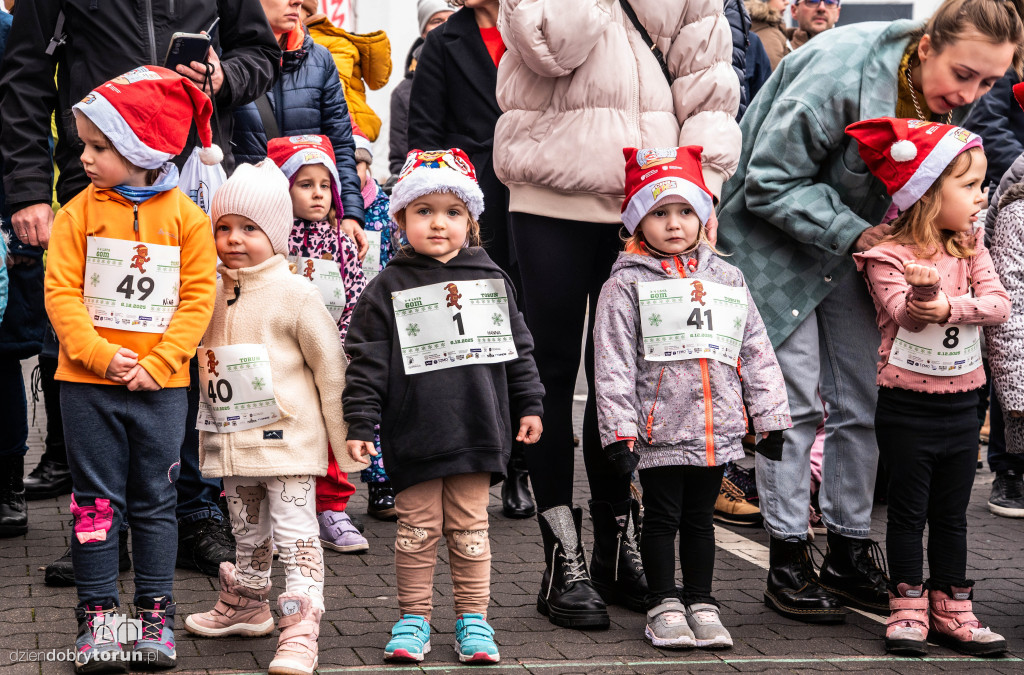 Mikołajkowe biegi dzieci