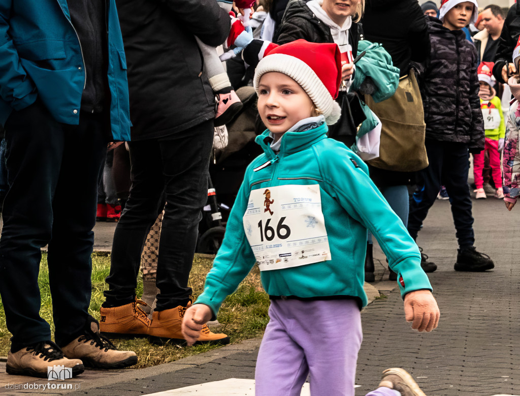Mikołajkowe biegi dzieci