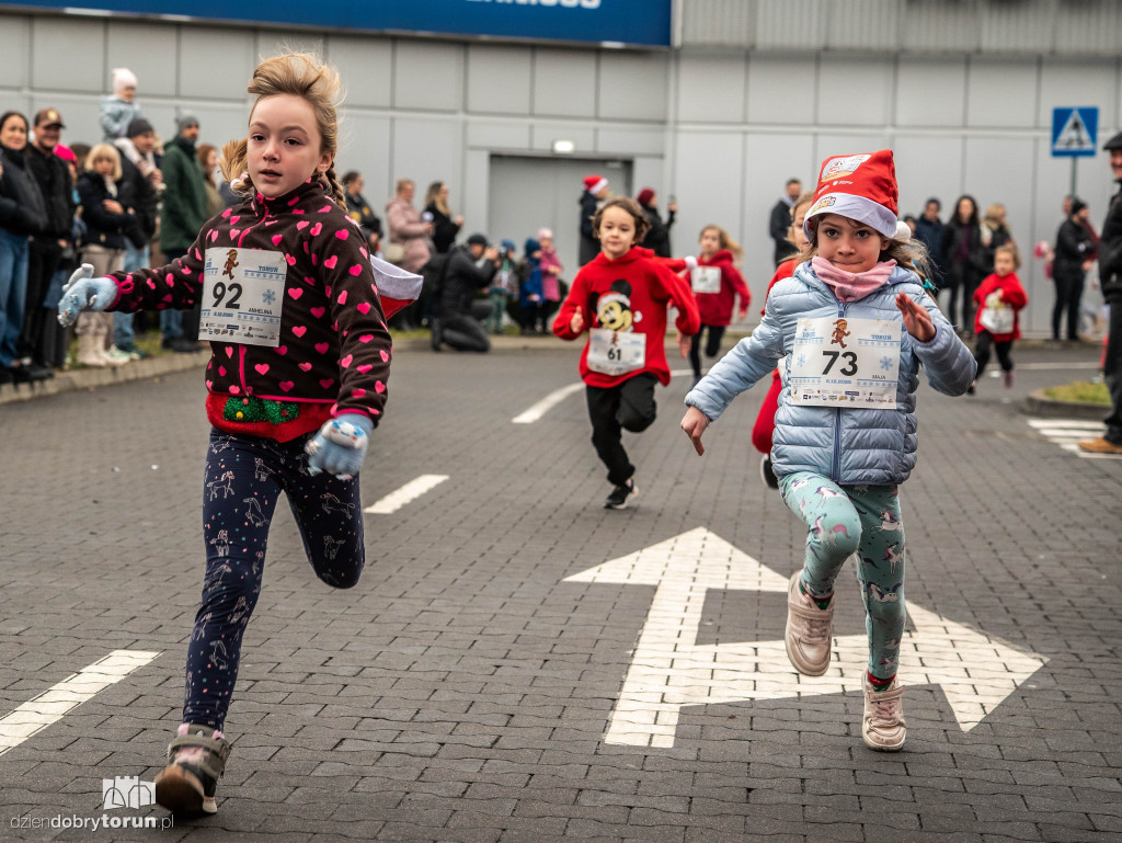 Mikołajkowe biegi dzieci