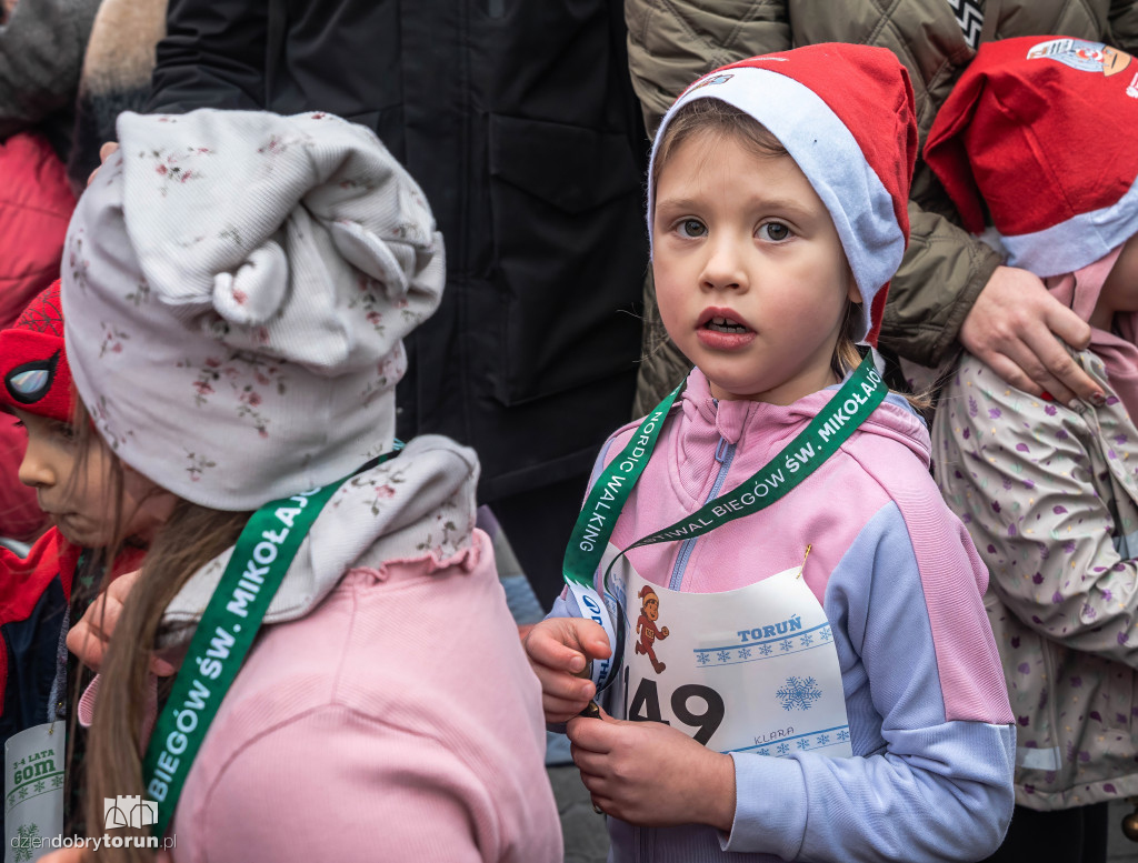 Mikołajkowe biegi dzieci