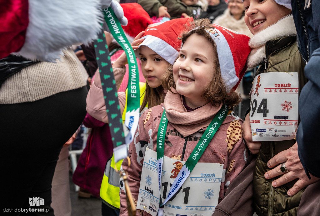 Mikołajkowe biegi dzieci