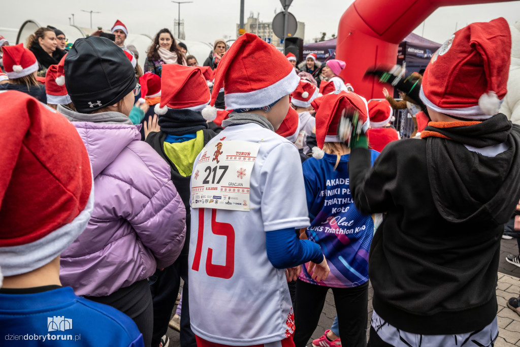 Mikołajkowe biegi dzieci