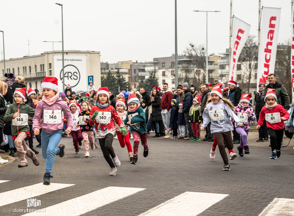 Mikołajkowe biegi dzieci