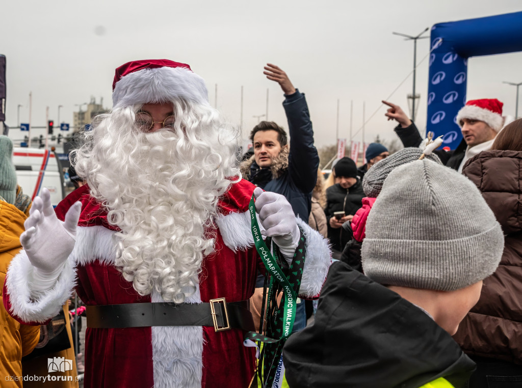 Mikołajkowe biegi dzieci