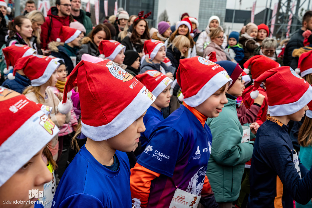 Mikołajkowe biegi dzieci