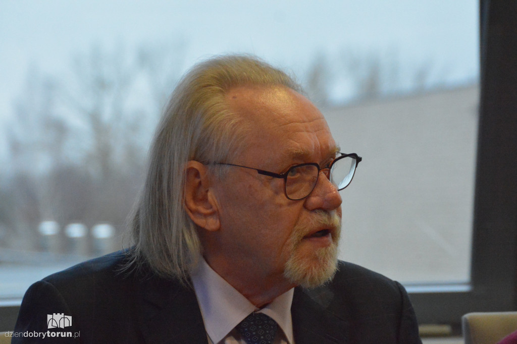 Exea i UMK ruszają z Cyber Akademią