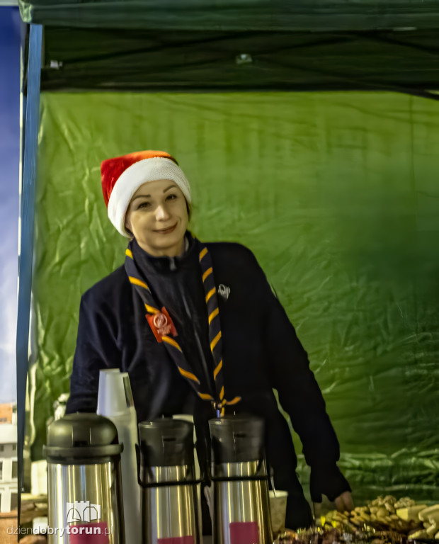 Przekazanie Światła Betlejemskiego w Toruniu