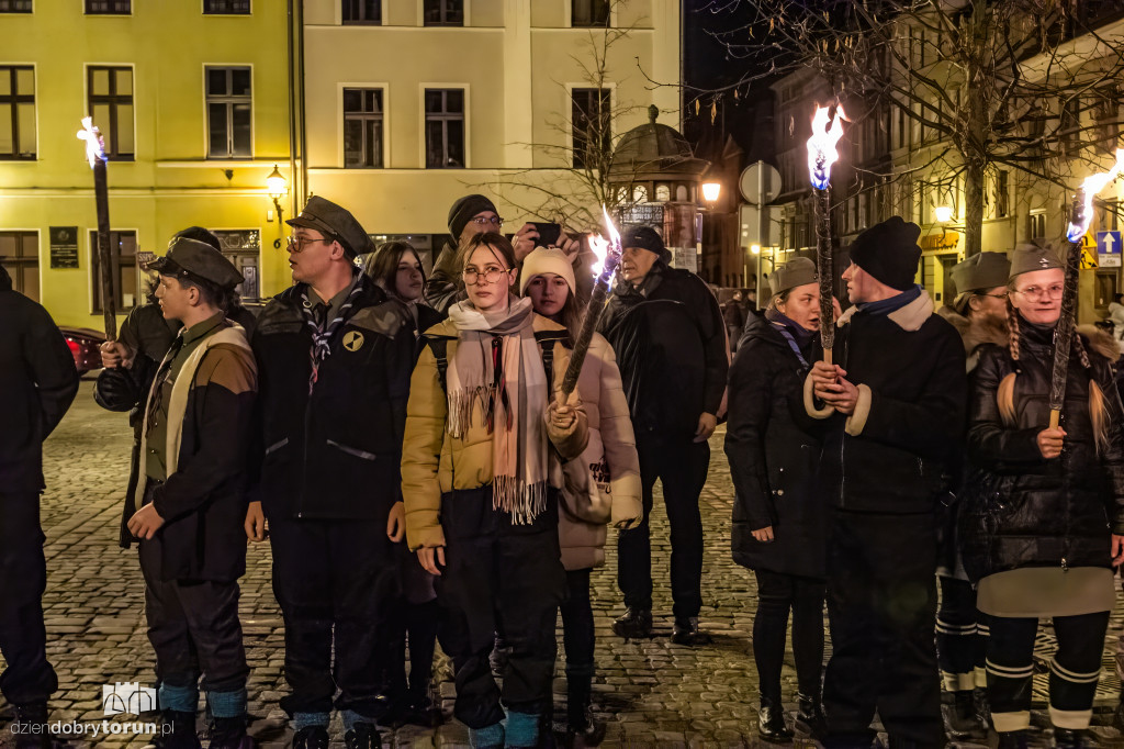 Przekazanie Światła Betlejemskiego w Toruniu