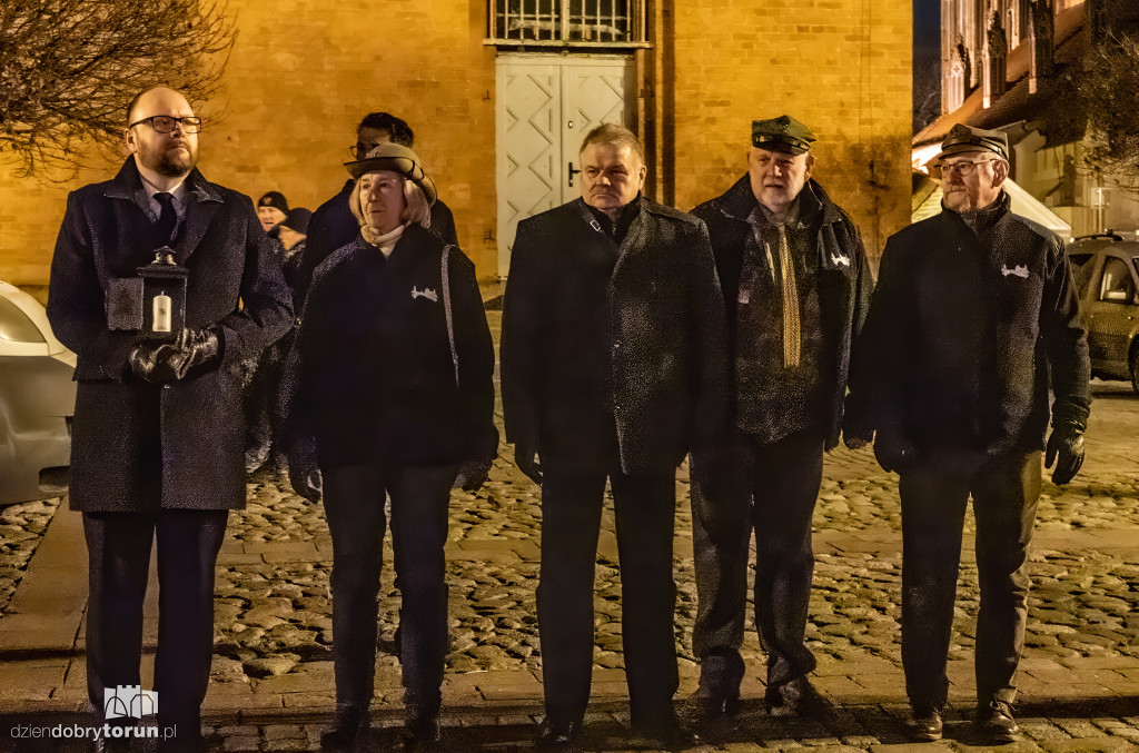 Przekazanie Światła Betlejemskiego w Toruniu