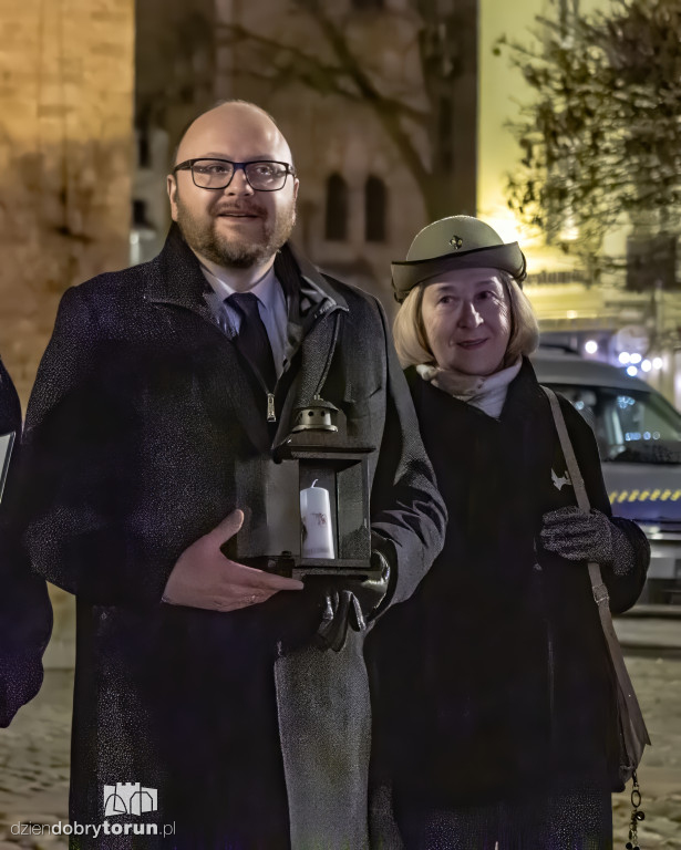 Przekazanie Światła Betlejemskiego w Toruniu