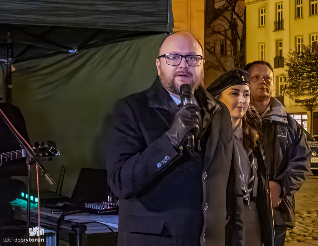 Przekazanie Światła Betlejemskiego w Toruniu