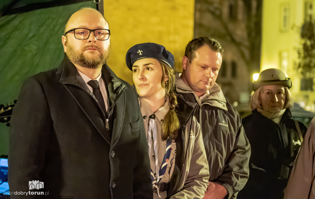 Przekazanie Światła Betlejemskiego w Toruniu